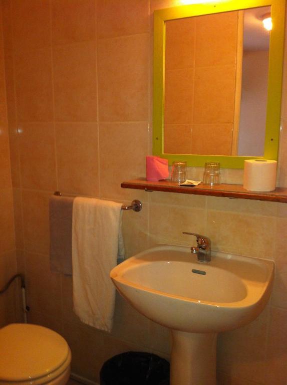 Hipotel Paris Bordeaux Menilmontant Room photo